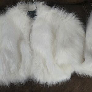Chic White Faux Fur Crop Coat